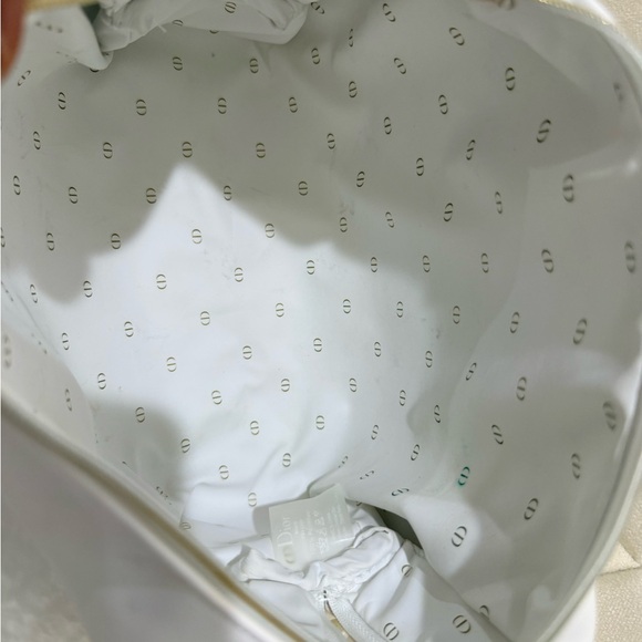 Elegant White Designer Bag with Pearl Strap